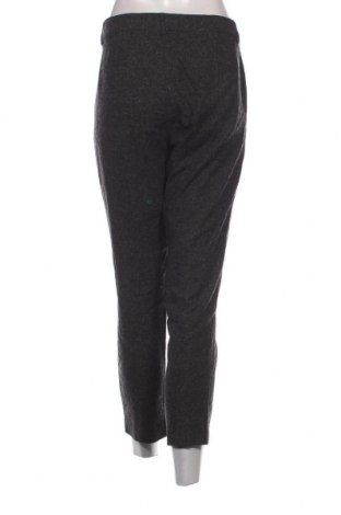 Pantaloni de femei In Wear, Mărime L, Culoare Gri, Preț 100,66 Lei