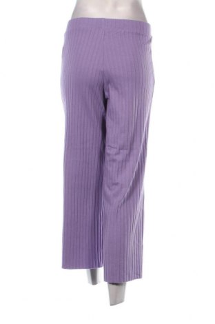 Дамски панталон Jennyfer, Размер S, Цвят Лилав, Цена 22,08 лв.