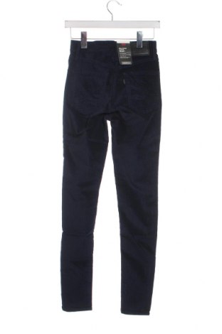 Дамски панталон Levi's, Размер XS, Цвят Син, Цена 46,80 лв.