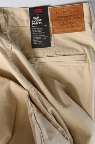 Pantaloni de femei Levi's, Mărime M, Culoare Bej, Preț 513,16 Lei