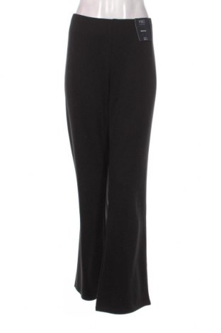 Γυναικείο παντελόνι Marks & Spencer, Μέγεθος XL, Χρώμα Μαύρο, Τιμή 21,57 €