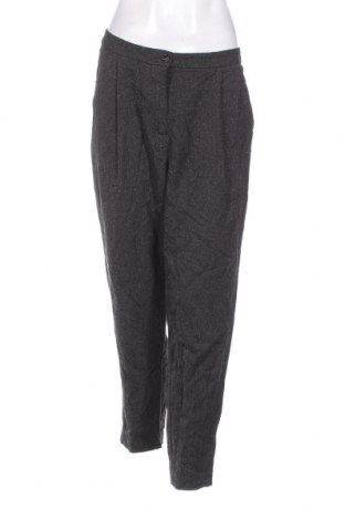 Pantaloni de femei Monki, Mărime M, Culoare Gri, Preț 19,74 Lei