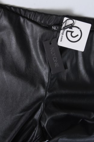 Γυναικείο παντελόνι Nly One, Μέγεθος S, Χρώμα Μαύρο, Τιμή 9,72 €