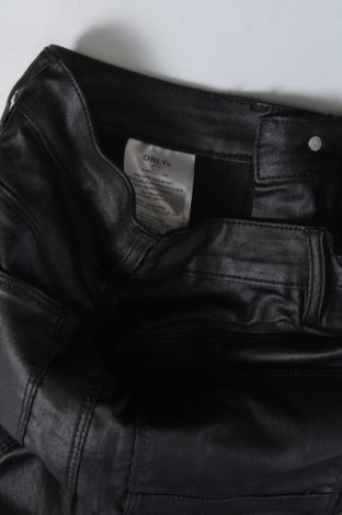 Γυναικείο παντελόνι ONLY, Μέγεθος S, Χρώμα Μαύρο, Τιμή 4,84 €