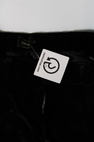 Dámské kalhoty  ONLY, Velikost M, Barva Černá, Cena  133,00 Kč