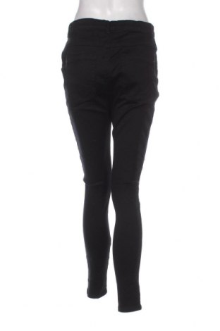 Дамски панталон ONLY, Размер XL, Цвят Черен, Цена 36,90 лв.