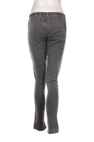 Pantaloni de femei Paprika, Mărime M, Culoare Gri, Preț 26,97 Lei