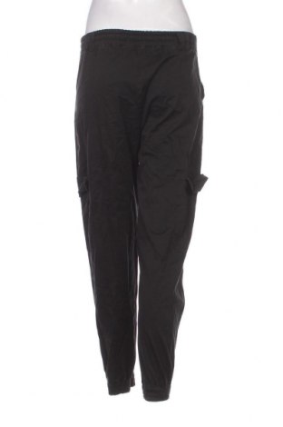 Дамски панталон Pull&Bear, Размер M, Цвят Черен, Цена 4,35 лв.