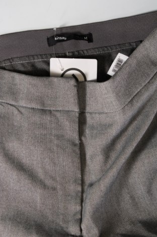 Дамски панталон Sinsay, Размер M, Цвят Сив, Цена 15,64 лв.