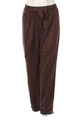 Дамски панталон Tatuum, Размер XL, Цвят Кафяв, Цена 47,50 лв.