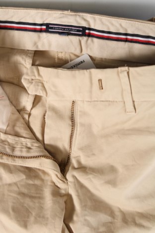 Дамски панталон Tommy Hilfiger, Размер S, Цвят Бежов, Цена 45,12 лв.