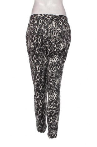 Γυναικείο παντελόνι Vero Moda, Μέγεθος M, Χρώμα Μαύρο, Τιμή 5,52 €