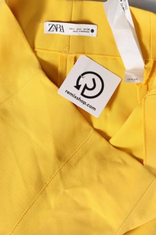 Дамски панталон Zara, Размер L, Цвят Жълт, Цена 27,37 лв.