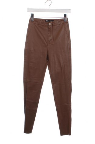 Дамски панталон Zara, Размер XS, Цвят Кафяв, Цена 14,78 лв.