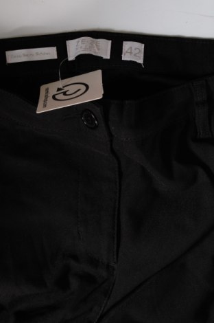 Дамски панталон Ze-Ze, Размер L, Цвят Черен, Цена 4,35 лв.