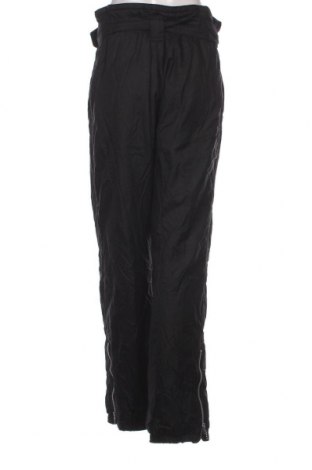Дамски панталон за зимни спортове Luhta, Размер M, Цвят Черен, Цена 26,25 лв.