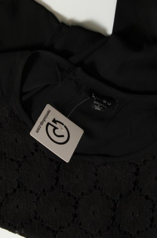 Γυναικείο αμάνικο μπλουζάκι Amisu, Μέγεθος M, Χρώμα Μαύρο, Τιμή 9,93 €