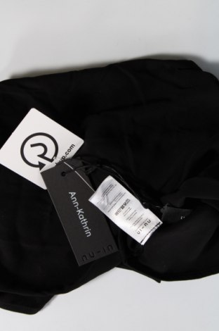 Γυναικείο αμάνικο μπλουζάκι NU-IN, Μέγεθος M, Χρώμα Μαύρο, Τιμή 4,95 €