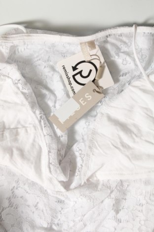 Γυναικείο αμάνικο μπλουζάκι Pieces, Μέγεθος L, Χρώμα Λευκό, Τιμή 15,86 €