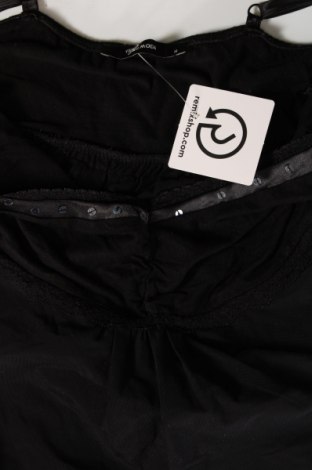 Γυναικείο αμάνικο μπλουζάκι Vero Moda, Μέγεθος M, Χρώμα Μαύρο, Τιμή 2,80 €