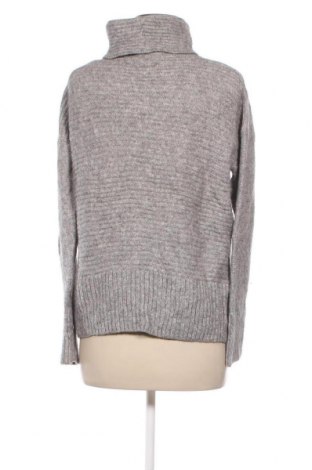 Дамски пуловер BOSS, Размер M, Цвят Сив, Цена 123,00 лв.