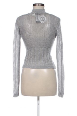 Дамски пуловер Guess, Размер M, Цвят Сребрист, Цена 54,60 лв.