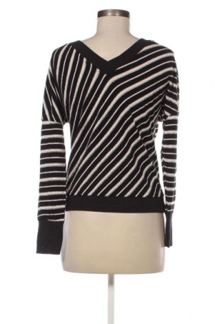 Damski sweter Lola Liza, Rozmiar S, Kolor Czarny, Cena 39,99 zł