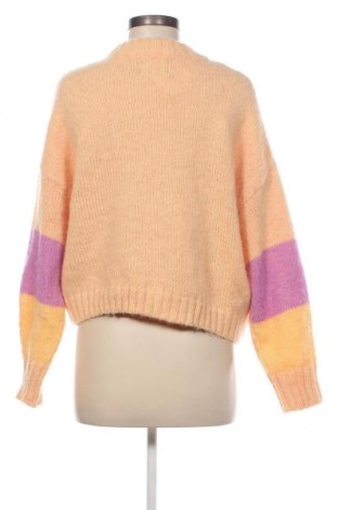 Дамски пуловер Pieces, Размер S, Цвят Многоцветен, Цена 9,45 лв.