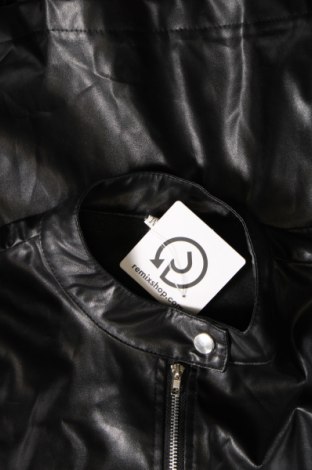 Γυναικείο δερμάτινο μπουφάν, Μέγεθος M, Χρώμα Μαύρο, Τιμή 7,58 €