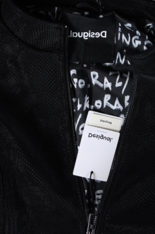 Γυναικείο δερμάτινο μπουφάν Desigual, Μέγεθος S, Χρώμα Μαύρο, Τιμή 88,66 €
