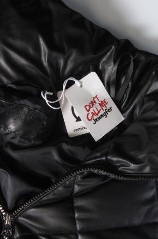 Γυναικείο δερμάτινο μπουφάν Jennyfer, Μέγεθος L, Χρώμα Μαύρο, Τιμή 22,40 €