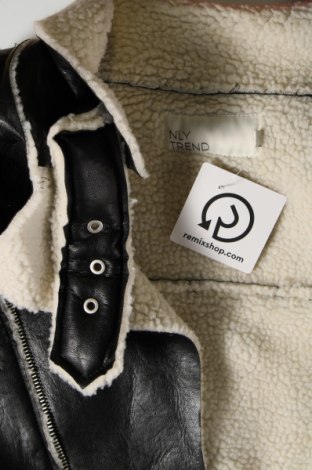 Dámska kožená bunda  Nly Trend, Veľkosť XL, Farba Čierna, Cena  27,78 €