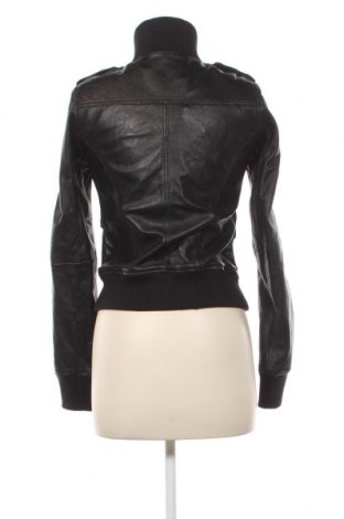 Γυναικείο δερμάτινο μπουφάν Zara Trafaluc, Μέγεθος M, Χρώμα Μαύρο, Τιμή 24,77 €