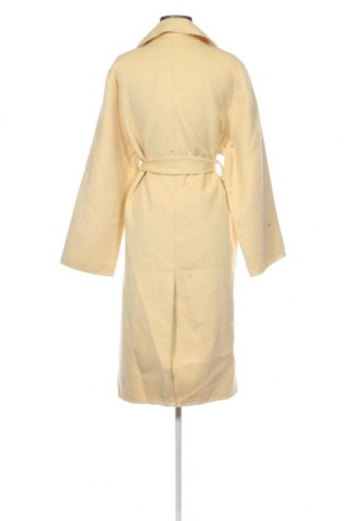 Γυναικείο παλτό Mango, Μέγεθος M, Χρώμα Κίτρινο, Τιμή 120,62 €