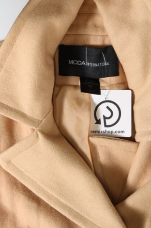 Дамско палто Moda International, Размер S, Цвят Бежов, Цена 36,38 лв.