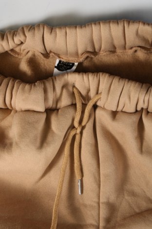 Γυναικείο παντελόνι fleece SHEIN, Μέγεθος S, Χρώμα  Μπέζ, Τιμή 3,95 €