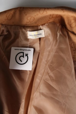 Дамско сако Carla Giannini, Размер M, Цвят Бежов, Цена 8,60 лв.