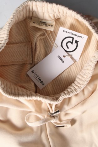 Damen Sporthose A Lot Less x About You, Größe XS, Farbe Ecru, Preis € 16,78