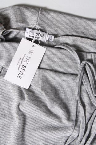 Damen Sporthose In the style, Größe M, Farbe Grau, Preis 23,71 €