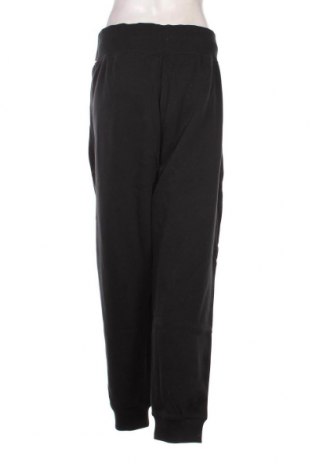 Pantaloni trening de femei Nike, Mărime 3XL, Culoare Negru, Preț 152,96 Lei