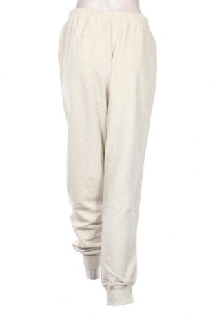 Γυναικείο αθλητικό παντελόνι Reebok, Μέγεθος M, Χρώμα Εκρού, Τιμή 23,97 €