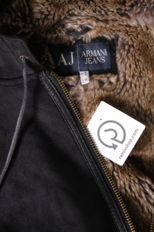 Дамско яке Armani Jeans, Размер XL, Цвят Черен, Цена 225,75 лв.