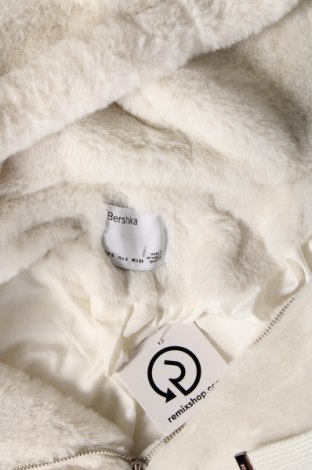 Damenjacke Bershka, Größe S, Farbe Weiß, Preis € 24,22
