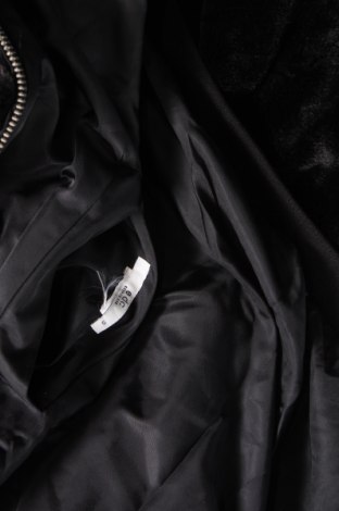 Γυναικείο μπουφάν Edc By Esprit, Μέγεθος S, Χρώμα Μαύρο, Τιμή 22,29 €