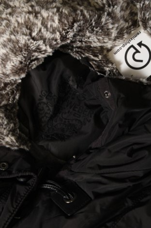 Dámska bunda  Gerry Weber, Veľkosť XL, Farba Čierna, Cena  29,60 €