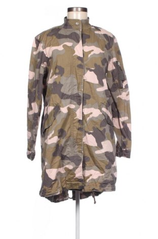 Γυναικείο μπουφάν H&M Divided, Μέγεθος S, Χρώμα Πολύχρωμο, Τιμή 16,33 €