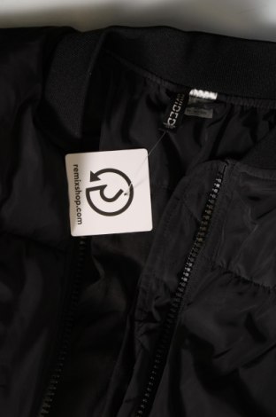 Γυναικείο μπουφάν H&M Divided, Μέγεθος XS, Χρώμα Μαύρο, Τιμή 17,58 €
