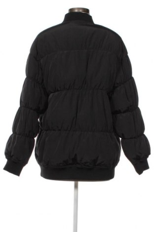 Γυναικείο μπουφάν H&M Divided, Μέγεθος XS, Χρώμα Μαύρο, Τιμή 17,58 €