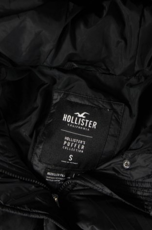 Γυναικείο μπουφάν Hollister, Μέγεθος S, Χρώμα Μαύρο, Τιμή 28,30 €