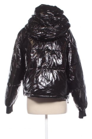 Dámska bunda  Jennyfer, Veľkosť L, Farba Čierna, Cena  31,64 €
